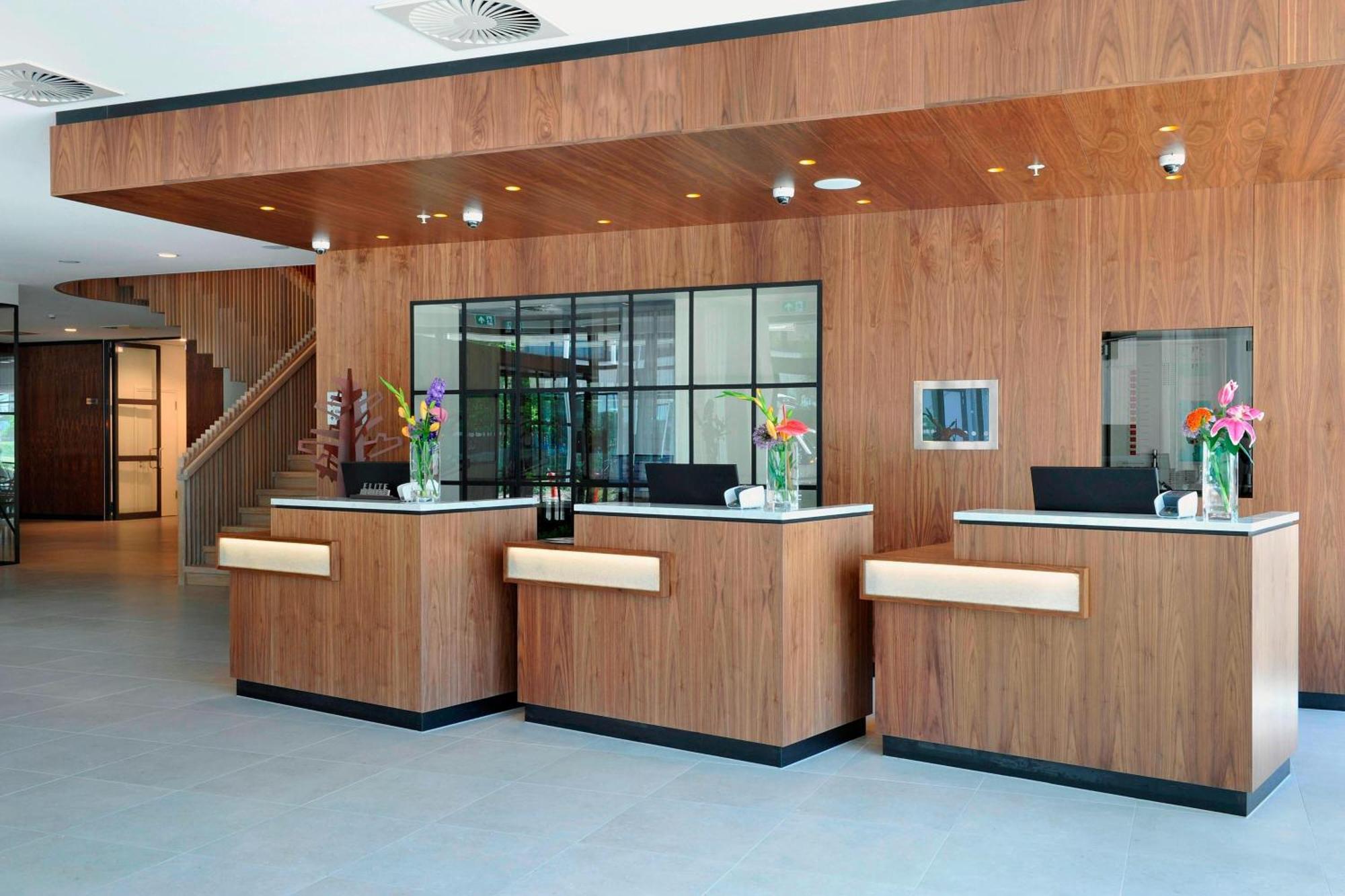 Courtyard By Marriott Amsterdam Arena Atlas Екстериор снимка